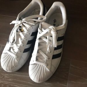Adidas Original Sneakers